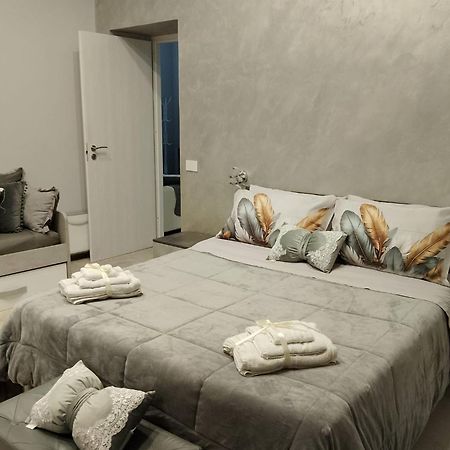 Mary House Napoli Centro Apartman Kültér fotó