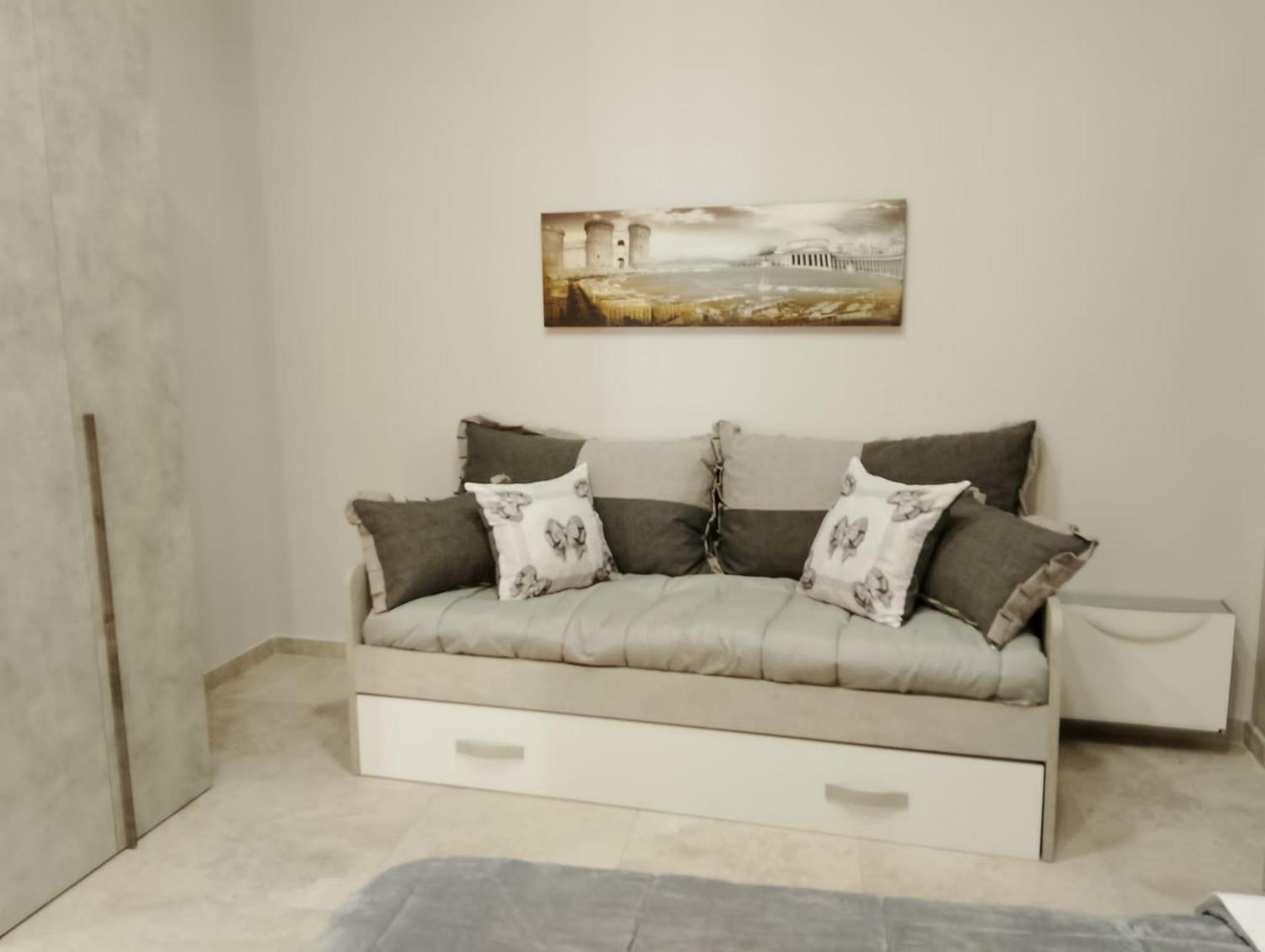 Mary House Napoli Centro Apartman Kültér fotó