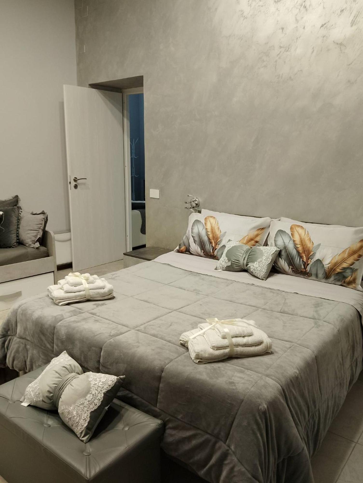 Mary House Napoli Centro Apartman Kültér fotó