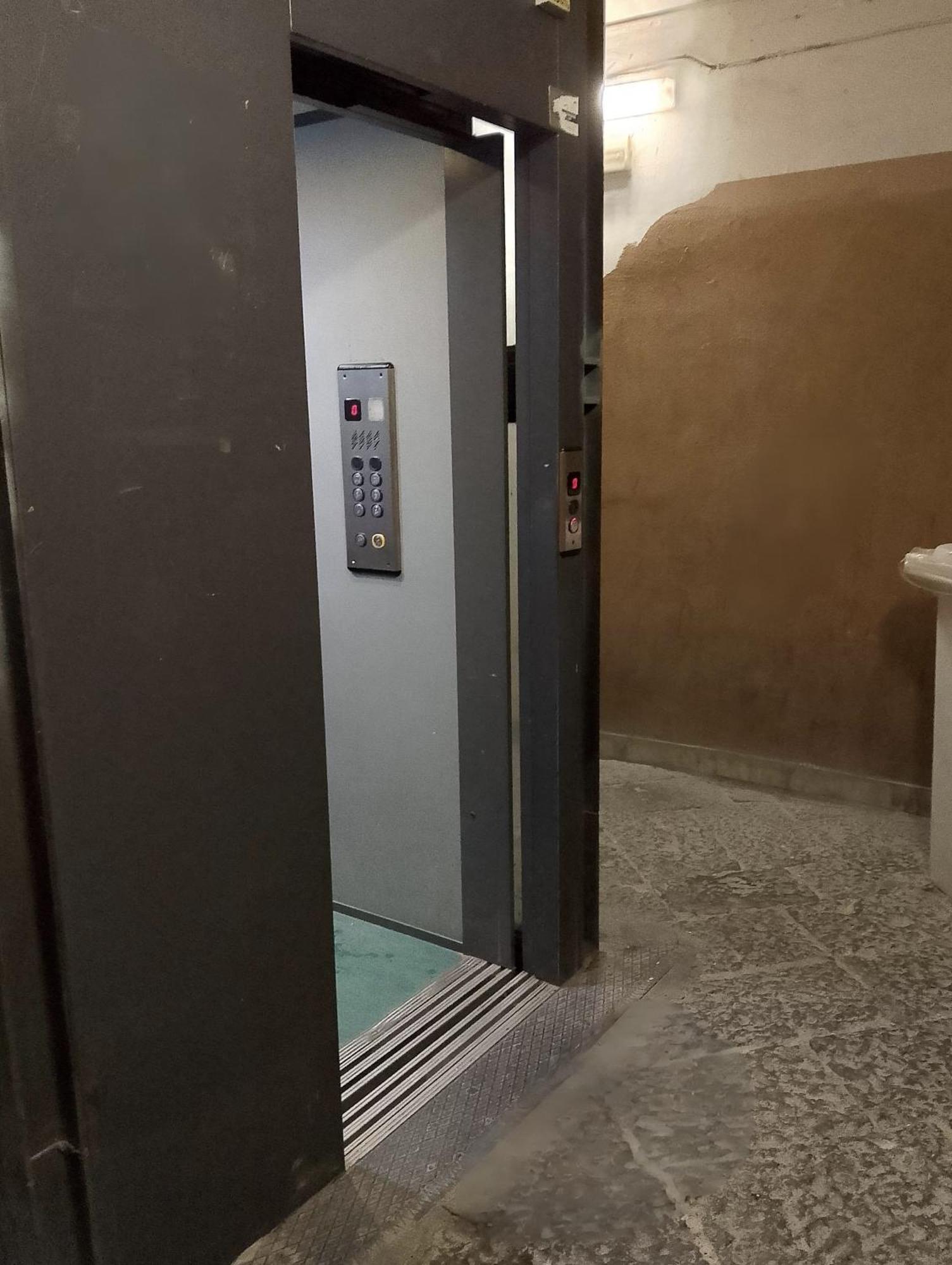Mary House Napoli Centro Apartman Kültér fotó