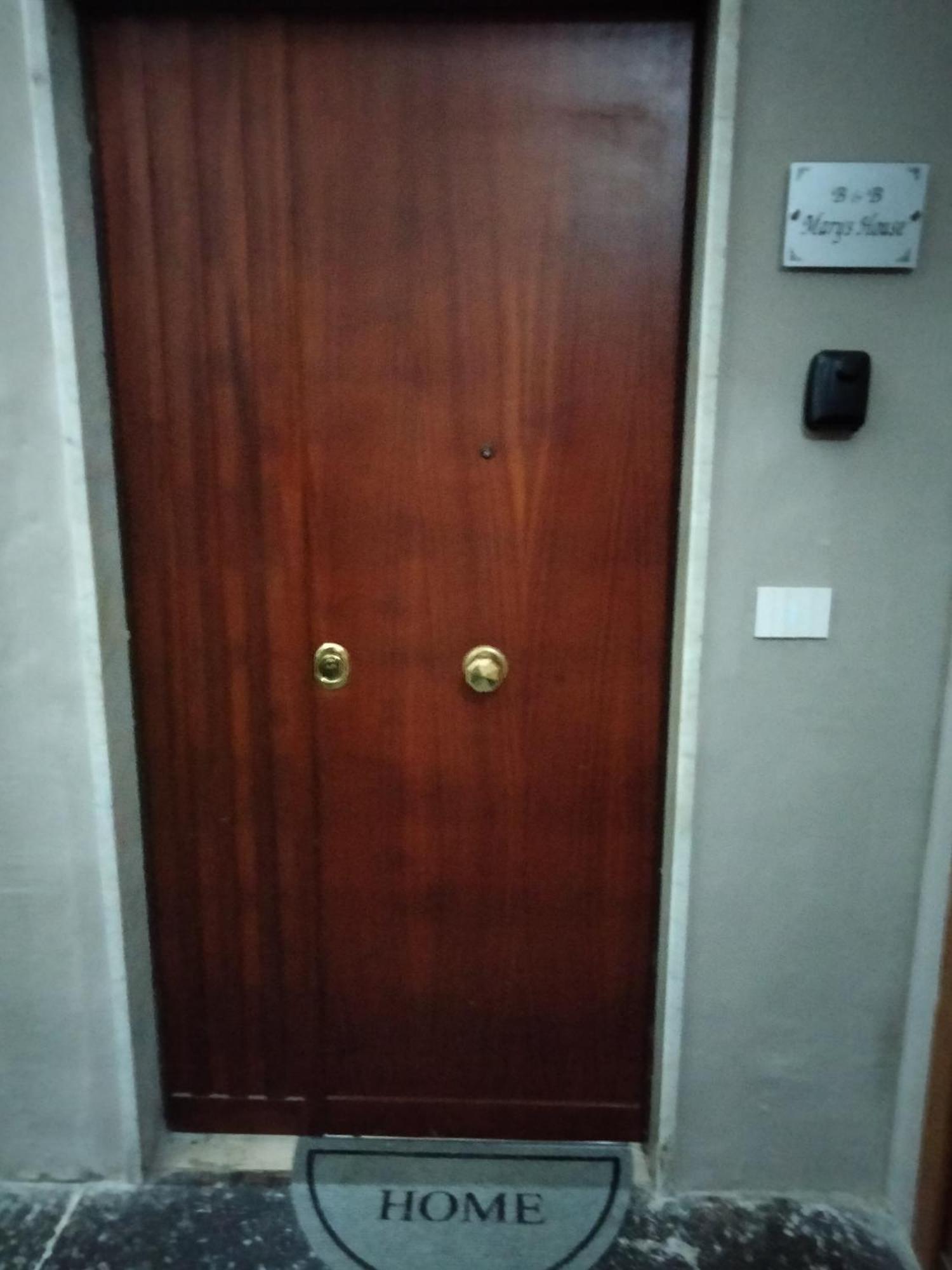 Mary House Napoli Centro Apartman Kültér fotó